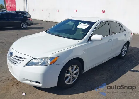 2009 Toyota Camry Le z USA, uszkodzony, nr VIN 4T1BE46K29U827171
